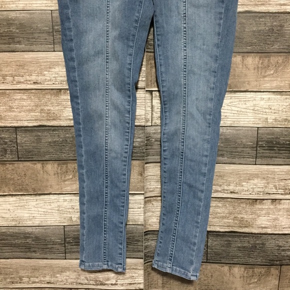 We The Free Pull On High Rise Skinny Jeans Women’s 27 Blue Denim (Inseam 27) - Picture 6 of 9